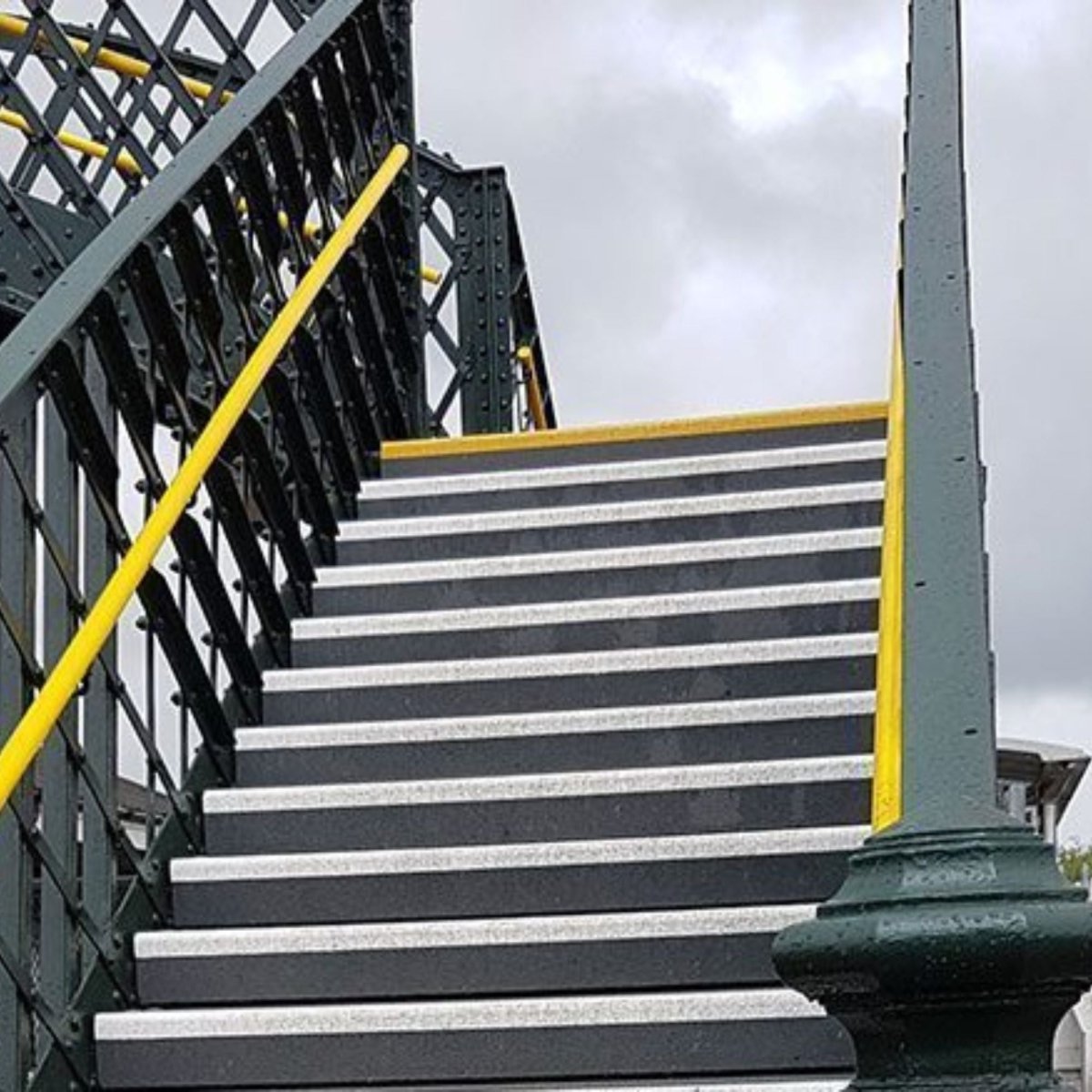 Heavy Duty GRP Step Nosing Covers Industrial Non - Slip Stair Treads - BLACK/WHITE - Slips Away - stair treads - WHITE Anti Slip Stair Tread Covers GRP 500mm x1 -