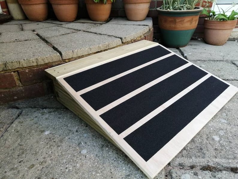 Mild Abrasive Safety - Grip Anti Slip Tape That Require a Milder Less Harsh Grip - Slips Away - Anti slip tape - H3432N 25MM X 18.3M -