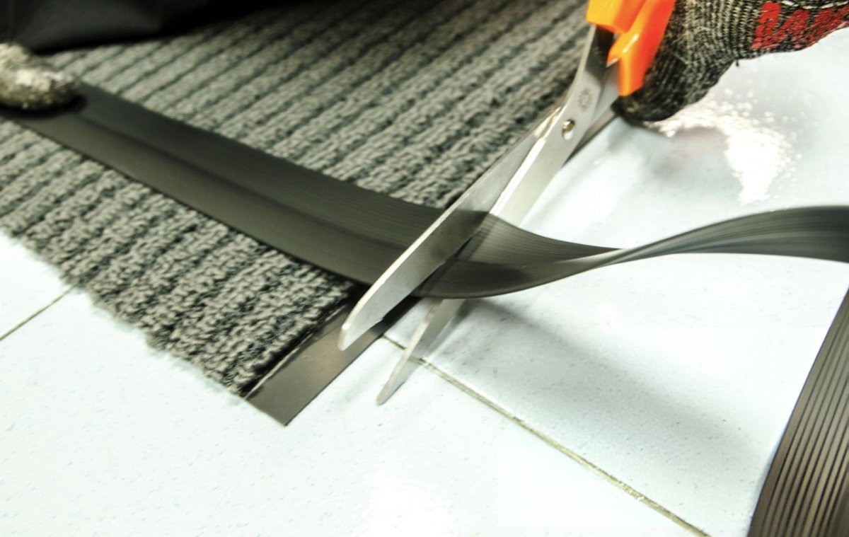 Common Mistakes to Avoid with Anti-Slip Grip Tape - Slips Away