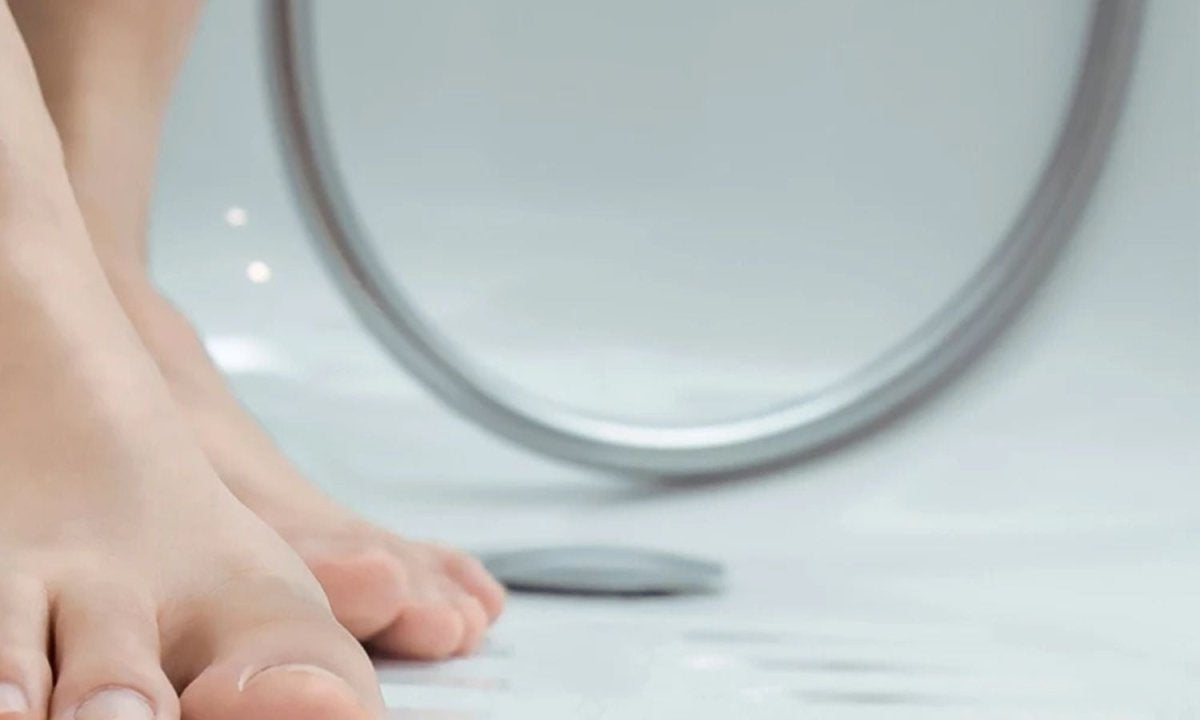 Tips on how to make your bathroom safer - Slips Away