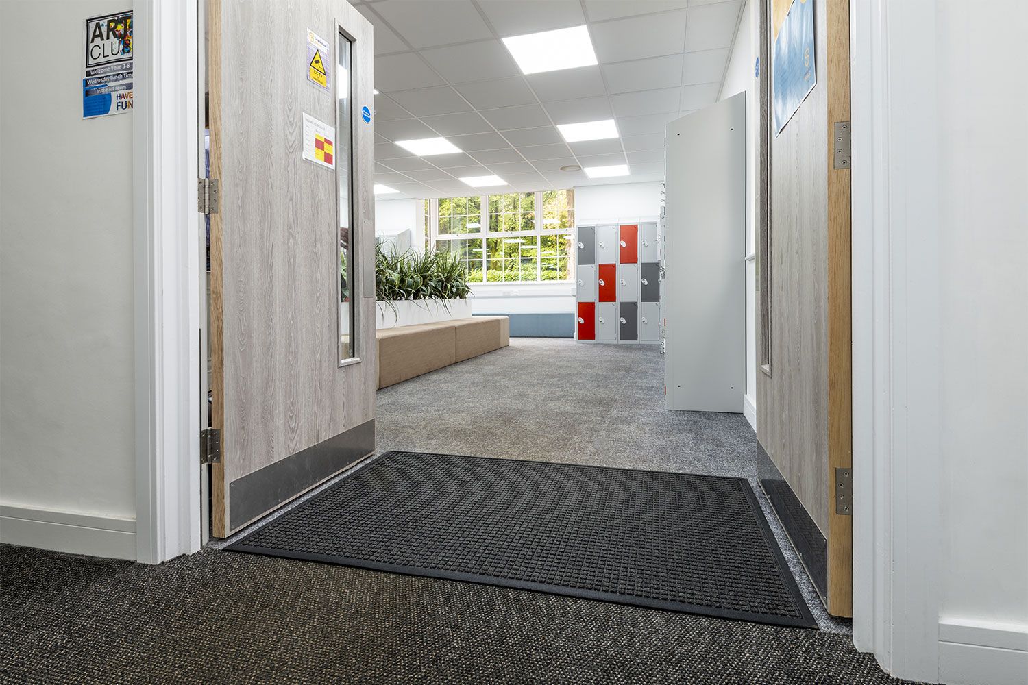 Aquasorb Medium-Heavy Duty Entrance Mat