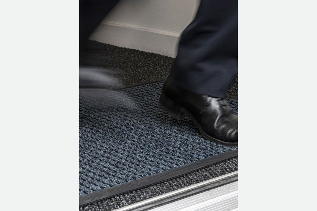 Aquasorb Medium - Heavy Duty Entrance Mat - Slips Away - AM4872BU - 