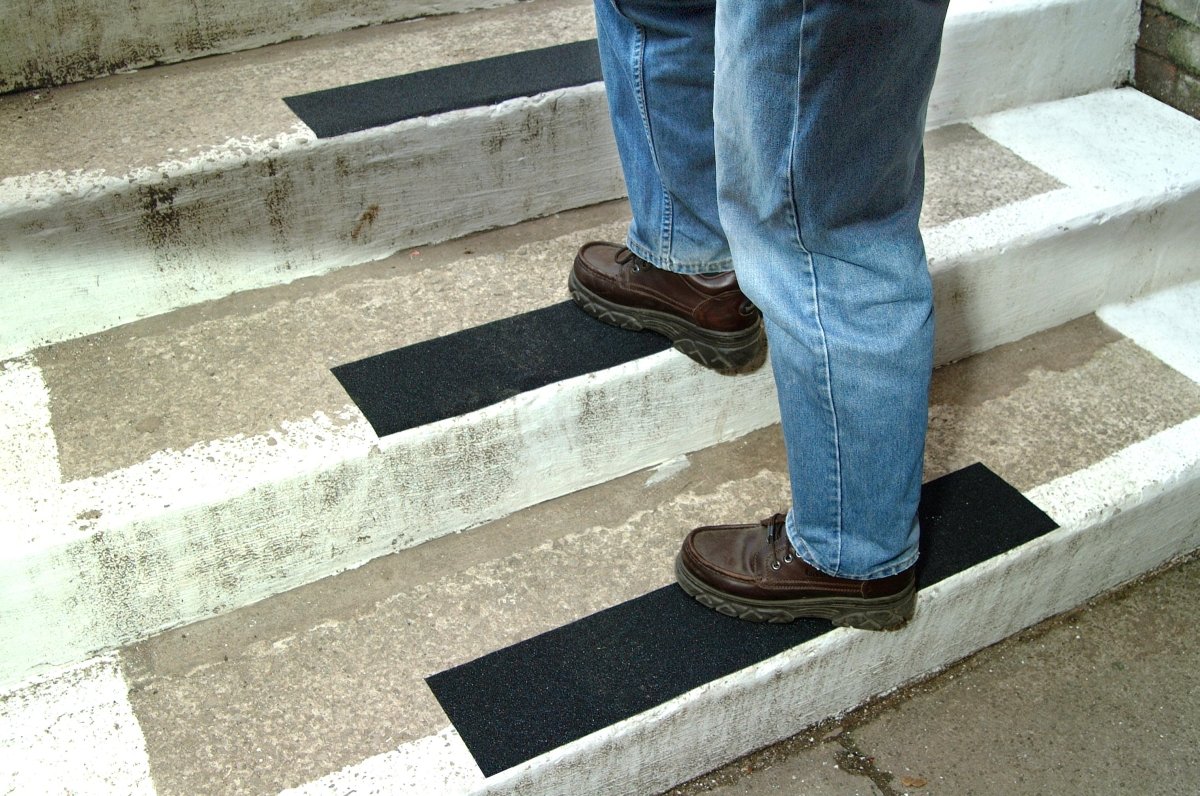 BLACK Non Slip Tape Roll Pro Standard Grade - Anti Slip Traction for Indoor/Outdoor Use - Slips Away - Anti slip tape - H3401N/50mm - 