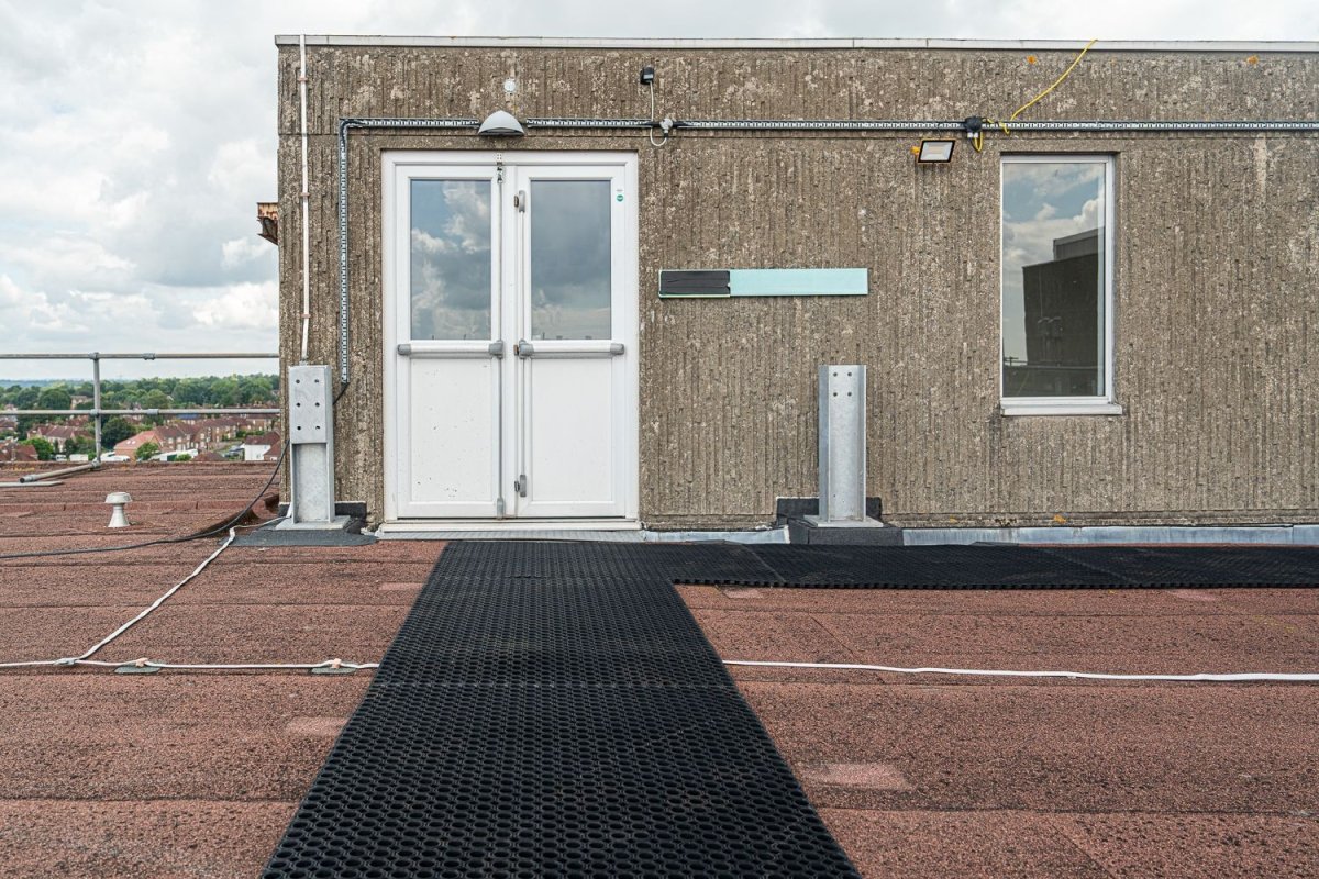 Cellmax Rubber Duckboard Matting 100 x 150cm - Slips Away - CM3959 - 