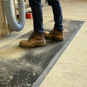 Diamond Interlock Rubber Mat: Anti - fatigue and slip - resistant. Ideal for simple on - site installation in industrial environments. - Slips Away - DC2831 - 
