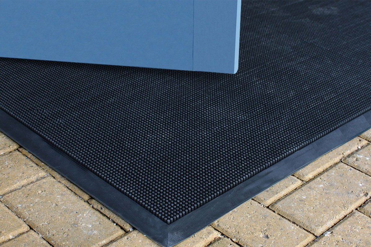Fingerbrush Entrance Mat - Slips Away - FB2432 - 