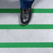 Green Non Slip Tape Roll Pro Standard Grade - Anti Slip Traction for Indoor/Outdoor Use - Slips Away - Anti slip tape - H3401V/ 140mm x 140mm ( 10x pack ) - 