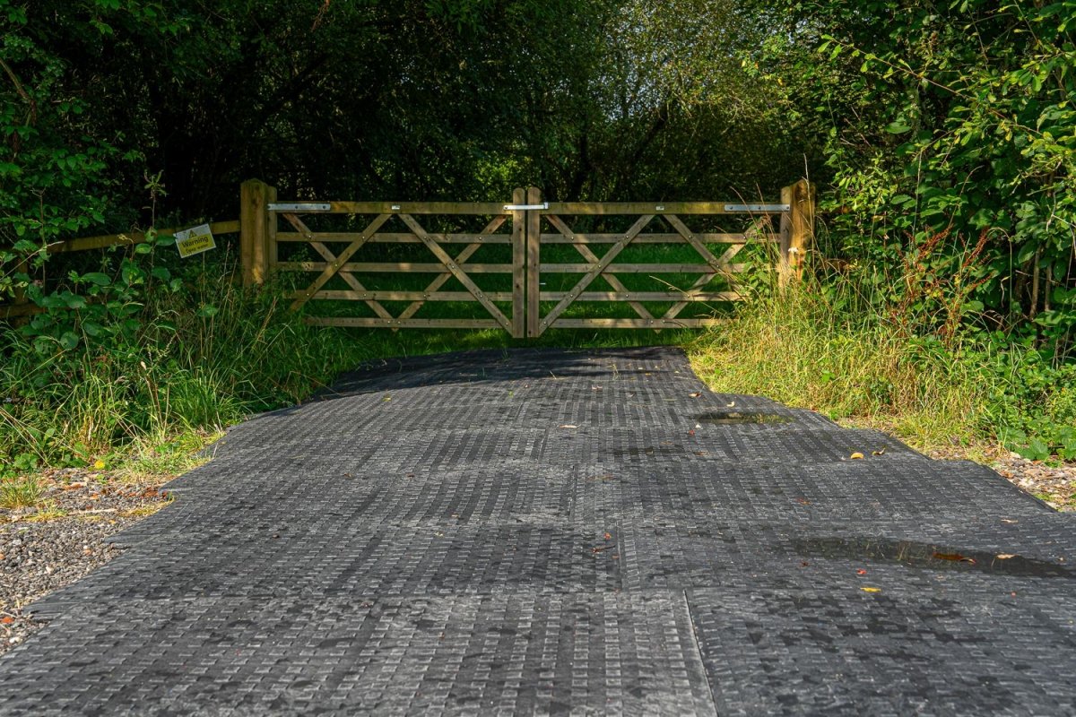 Groundtrak Ground Protection Mat (20t) - 1200x800x22mm - Slips Away - GP3248BL - 