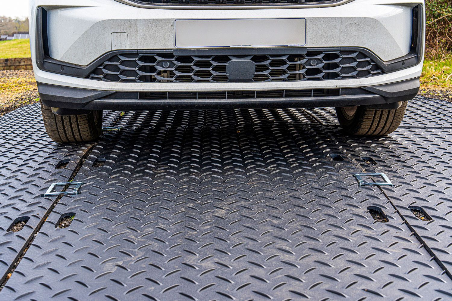 groundtrak_pro_2_10431c7d-6e5e-4e80-8713-5aef3743432b.jpg