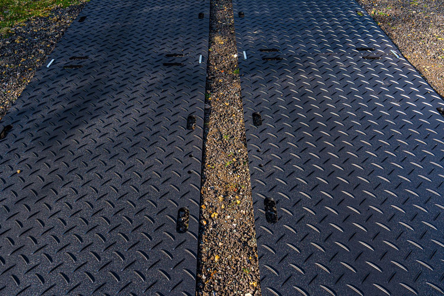groundtrak_pro_3_7af62771-ae35-47c5-8c6b-30de5fd153a1.jpg