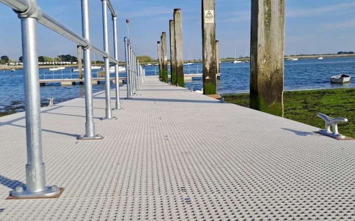 GRP Mini Mesh Grating – Anti-Slip, Corrosion-Resistant Fibreglass Flooring Panel 4038mm x 1262mm - Slips Away - GRP MESH GRATING - GR4913-30GY -