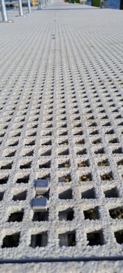 GRP Mini Mesh Grating – Anti-Slip, Corrosion-Resistant Fibreglass Flooring Panel 4038mm x 1262mm - Slips Away - GRP MESH GRATING - GR4913-30GY -