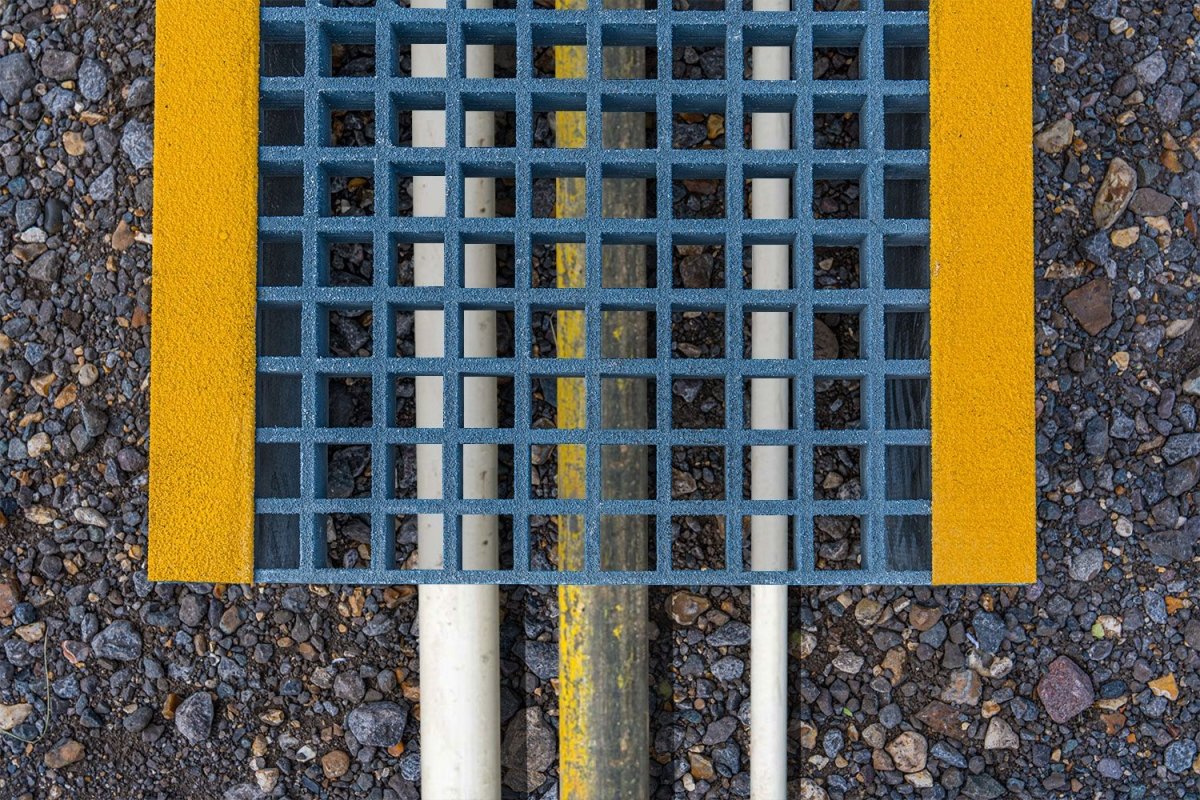 GRP Step Over Platform – Non - Slip Fiberglass Access Platform for Safe Walkways & Worksites - Slips Away - GRP Step over platform - G - SP4848 - 138GY - 