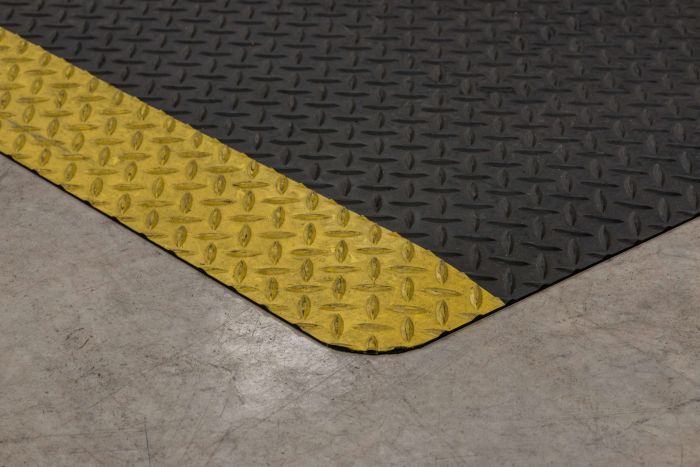 Heavy-Duty Anti-Fatigue Mat – 12.7mm Thick Diamond Tread Non-Slip Vinyl Workplace Matting - Slips Away - KD24BL -