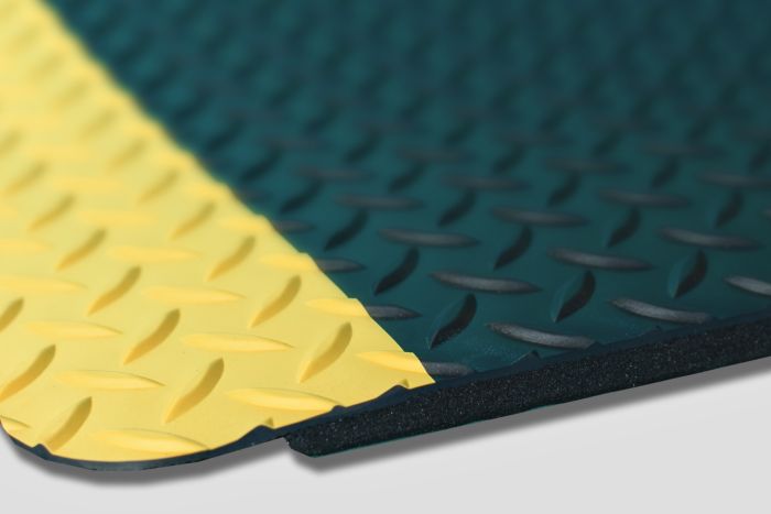 Heavy-Duty Anti-Fatigue Mat – 12.7mm Thick Diamond Tread Non-Slip Vinyl Workplace Matting - Slips Away - KD24BL -