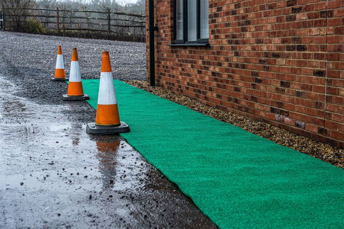 Heavy-Duty Spaghetti Loop Walkway Matting – Anti-Slip, Self-Draining PVC Safety Mat – 1.2m x 12m - Slips Away - TC440GN -