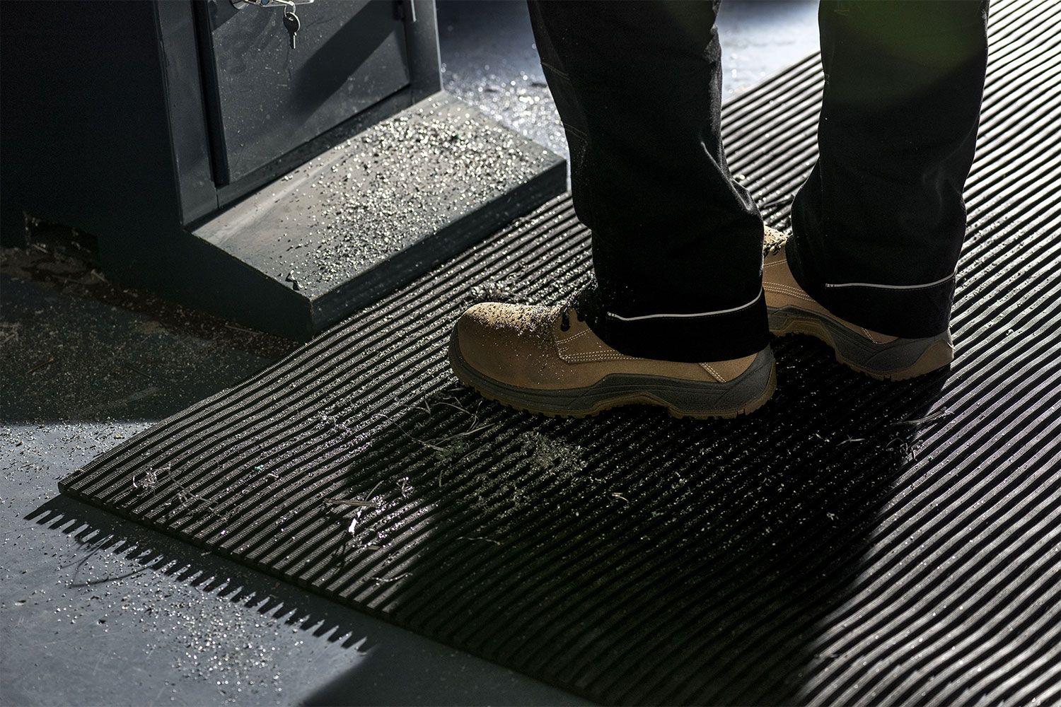 Interflex Anti Slip Mat, 60cm Wide Black (Cut Length - per Metre)