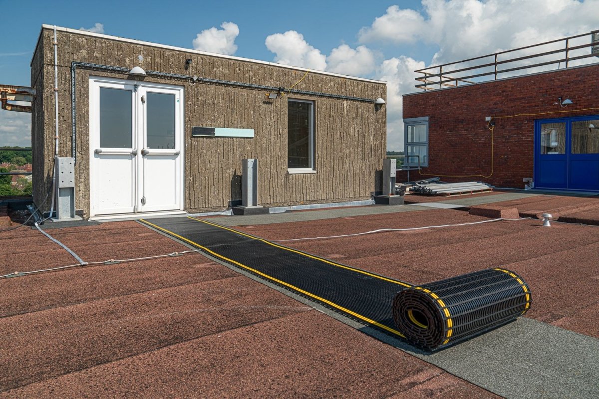 IInterflex Hazard Multi - use Flexible Anti - slip Matting - Slips Away - IH39 - 