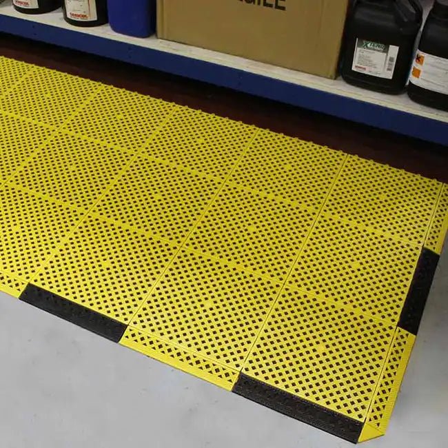 Kumfi Tile PVC Interlocking Anti-Slip & Anti-Fatigue Drainage Matting – Indoor & Outdoor - Slips Away - KT1212GY -