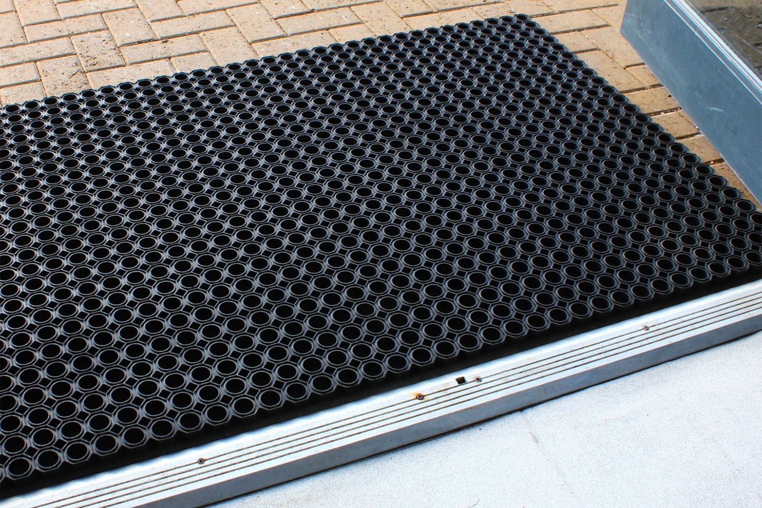Octaguard Rubber Anti-slip Matting 100x150cm