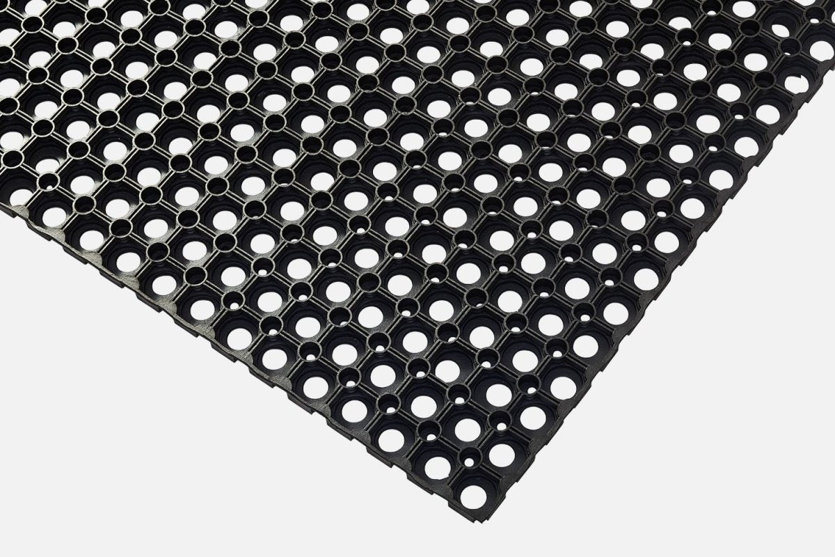 Rubber Grass Matting Roll L10.5m x W1m Safe Construction Walkway & 23mm Thickness - Slips Away - GKS1015 - 