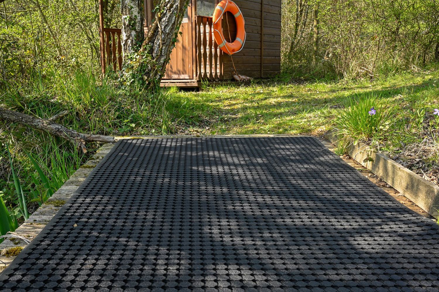 Utility hard wearing multi-purpose mat
