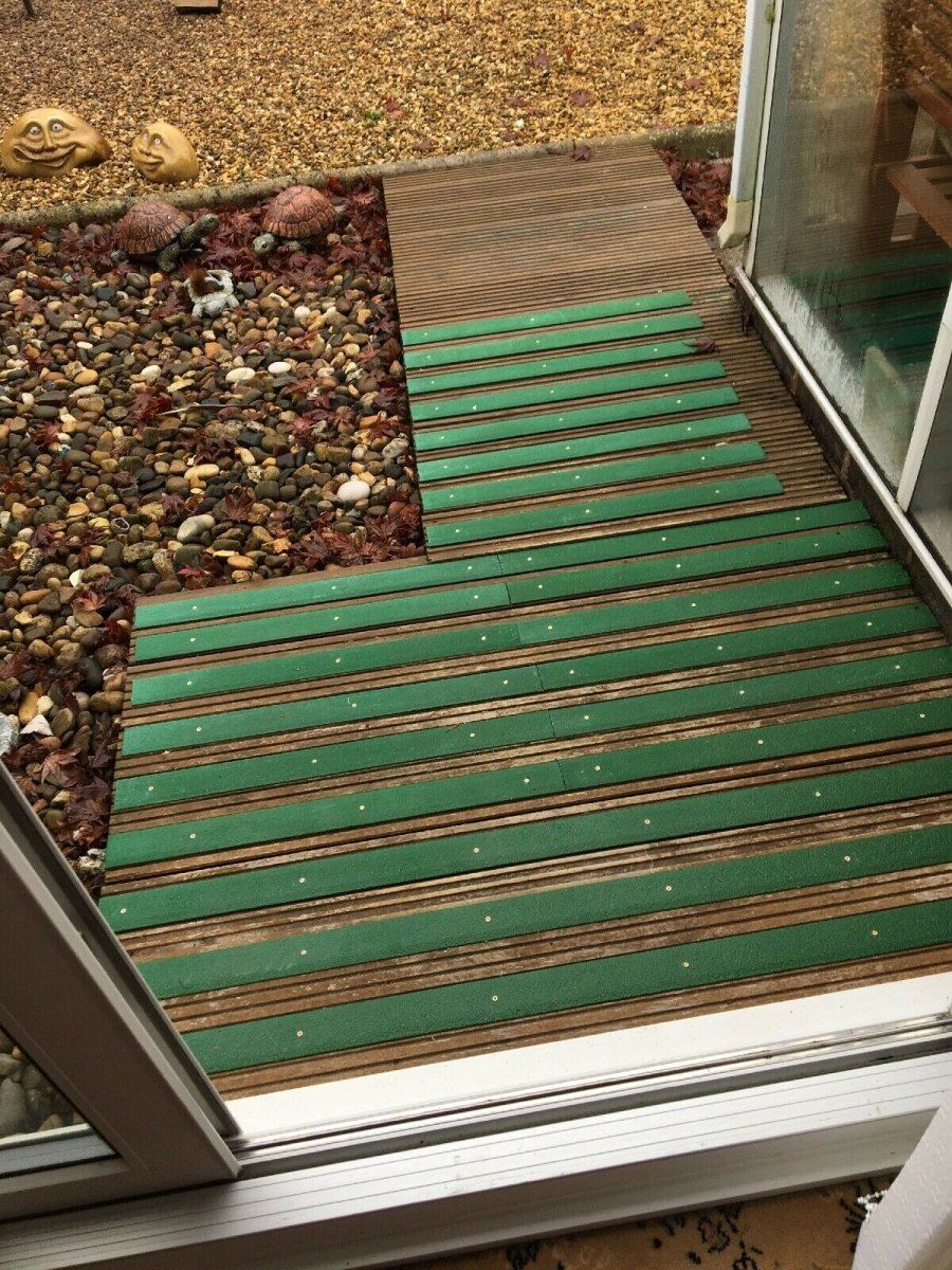 50mm Wide Non-Slip Anti-Skid Decking Strips - Safety and Style for Outdoor Space - GREEN - Slips Away - -