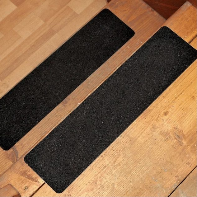 Anti Slip Tread Cleats Pre Cut Tiles 150mm x 610mm - Slips Away - SA089 X 1 -
