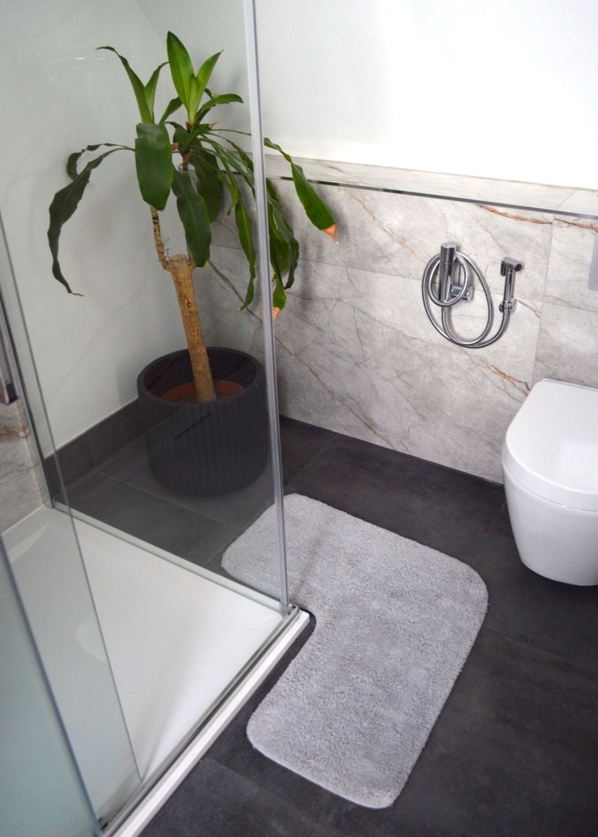 Corner Shower Mat - L Shaped 70 x 35cm 100% Cotton Supersoft, Absorbent - Slips Away - Water Absorbent - 1278838057 -