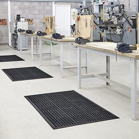 Large Outdoor Rubber Entrance Mats , Non Slip Drainage Door Mat Flooring Size 0.9 Metre x 1.5 Metre - Slips Away - ‎B01N91FE8O -