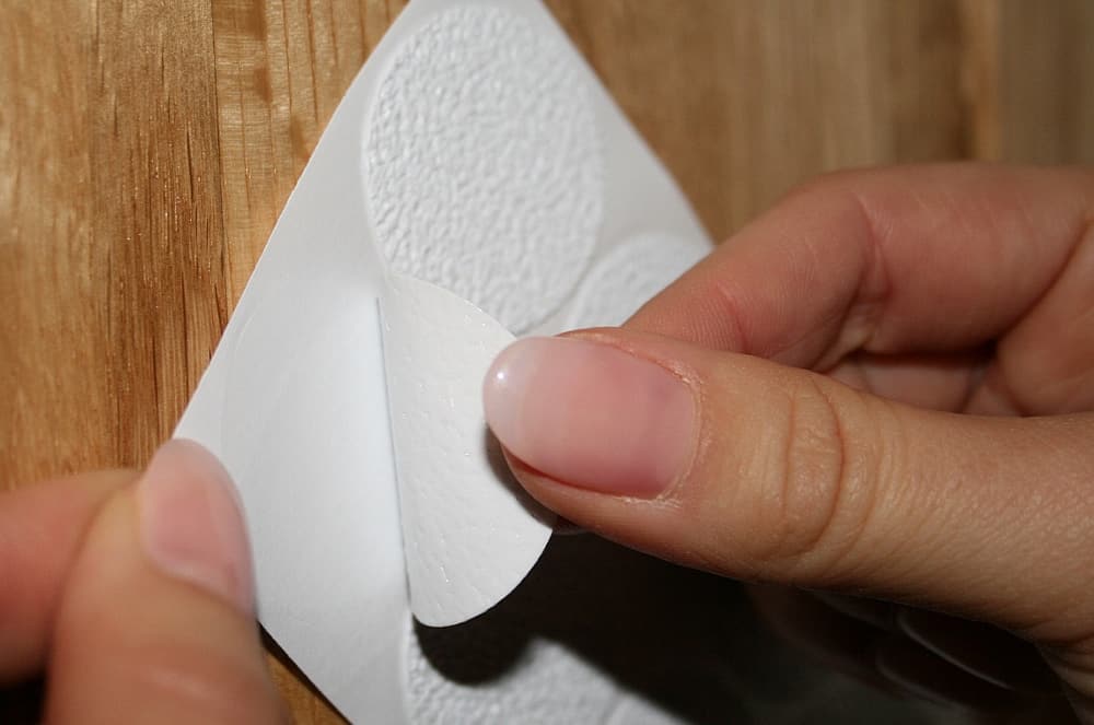 Non Slip Bath & Shower Stickers – 56x White Discs - Slips Away - SA004 -