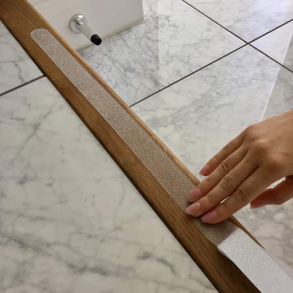 Non Slip Strips for Stairs - Clear 64cm x 3 cm (16x pack) - Slips Away - SA025 -